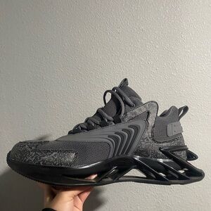 Sleek Black Athletic Men's Shoes